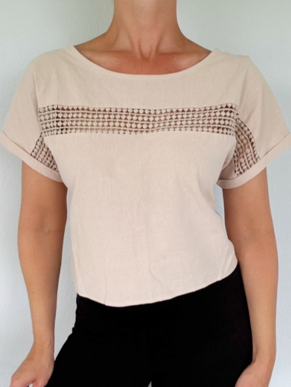 Beige eyelet lace cut out boxy short sleeve cropped blouse size XL